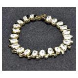 NEAR FLAWLESS 11.25 CT. WHITE TOPAZ ESTATE STYLE