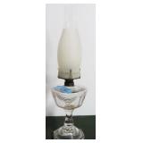 GLASS OIL LAMP WITH LINCOLN DRAPE TYPE DESIGN