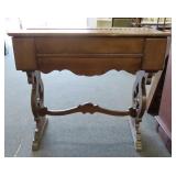 LADIES SPINNET TYPE WRITING DESK