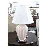 ASIAN STYLE CERAMIC LAMP WITH SHADE