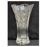 10" CRYSTAL VASE