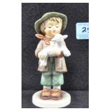 HUMMEL FIGURINE "THE LOST SHEEP" - 5 1/2"