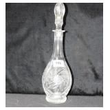 CUT CRYSTAL PATTERN GLASS DECANTER