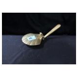 BRASS SHELL PATTERN SILENT BUTLER