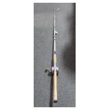 HURRICANE NO. D-22 FISHING POLE WITH PENN SENATOR