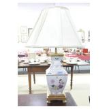 ASIAN STYLE CERAMIC LAMP WITH SHADE