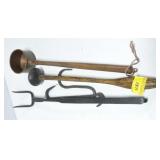 VINTAGE UTENSILS