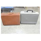 2 TRAVEL CASES
