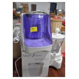 ICE CREAM MAKER & BLENDER