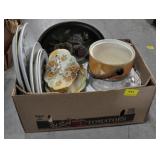 BOX ASSORTED PLATES AND DISHES