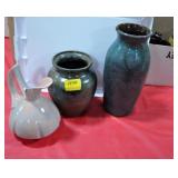 GONDER EWES & 2 POTTERY VASES