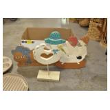 CRAFT ITEMS, SEASHELL, KITCHENWARE ITEMS