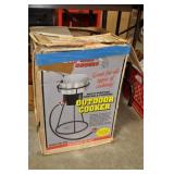 OUTDOOR COOKER