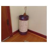 CERAMIC UMBRELLA STAND WITH UMBRELLA
