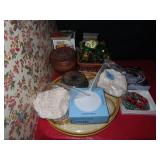 GROUPING: COASTERS AND NAPKIN RINGS