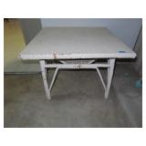 WICKER STYLE OCCASIONAL TABLE