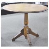 VICTORIAN - WALNUT ROUND LAMP TABLE