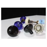 7 VINTAGE DOOR KNOBS