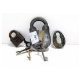 YALE LOCK WITH KEY, ANTIQUE PADLOCK WITH KEY