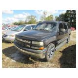 2001 Chevrolet SUBURBAN
