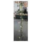 DECORATIVE METAL FLOOR LAMP