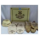 PFALTZGRAFF "VILLAGE" JELLO MOLD, PLACE MATS,