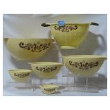 PFALTZGRAFF "VILLAGE" MIXING BOWL SET IN PLASTIC