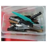 WASHINGTON FORGE STAINLESS FLATWARE AND KITCHEN