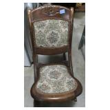 VINTAGE FOLDING SEWING ROCKER