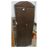 METAL 2 DOOR CABINET WITH EMPTY STORAGE BOXES