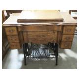 "NEW HOME" ANTIQUE TREADLE SEWING MACHINE