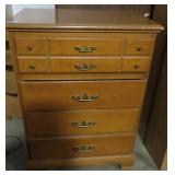 HARD ROCK MAPLE CHEST OF DRAWERS - 4 DRAWER