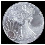 2018 SILVER EAGLE  GEM