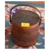 VINTAGE WOODEN NUT BOX WITH CRACKERS & PICKS