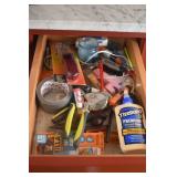 CONTENTS OF 2 DRAWERS: KITCHEN LINENS, HAND TOOLS,