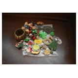 COSTUME JEWELRY: BRACELET, PINS, CHRISTMAS, ETC.