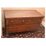ANTIQUE OAK 3 DRAWER CHEST