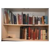 GROUPING: HARDBACK AND PAPERBACK BOOKS