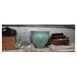 GROUPING: PICTURE FRAMES, CERAMIC PLANTER, ETC.