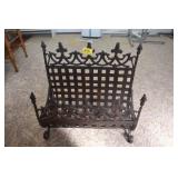 WROUGHT IRON MAGAZINE RACK
