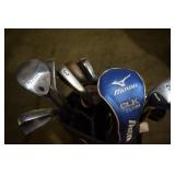 CALAWAY AND TITLIST DRIVERS AND BAG