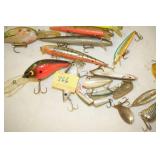 ASST FISHING PLUGS