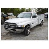2000 DODGE 2500 UTILITY TRUCK W/ TOMMY LIFT