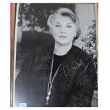 "TYNE DALY" AUTOGRAPHED PHOTO