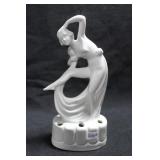 LADY WITH LEG UP - 6 1/2" - WHITE MARKED: 4257