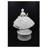 ENGLISH COLONIAL LADY ON STAND - 6 1/2" - WHITE