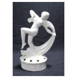 SCARF DANCER WITH KNEE UP - 7" - WHITE