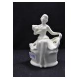 SEATED LADY WITH FLOWERS - 2 1/2" - IVORY MARKED: