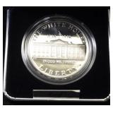 THE WHITE HOSUE 200TH ANNIVERSARY COIN