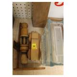 GROUPING: WOODEN CAR, KRAFTYBLOK, ETC.